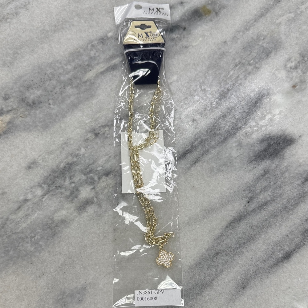 Gold Necklace with Sparkling Flower Pendant NWT